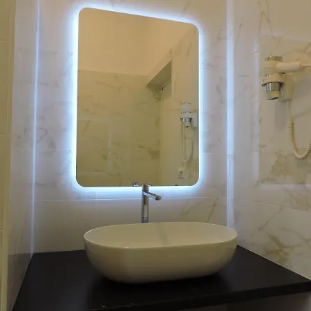 Garibaldi 52 Exclusive Bari