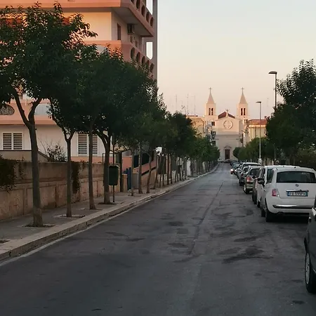 Garibaldi 52 Exclusive * Bari