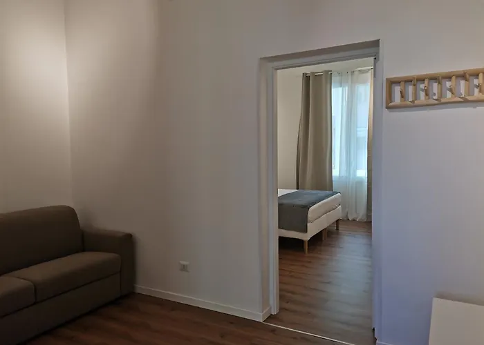 Garibaldi 52 Exclusive